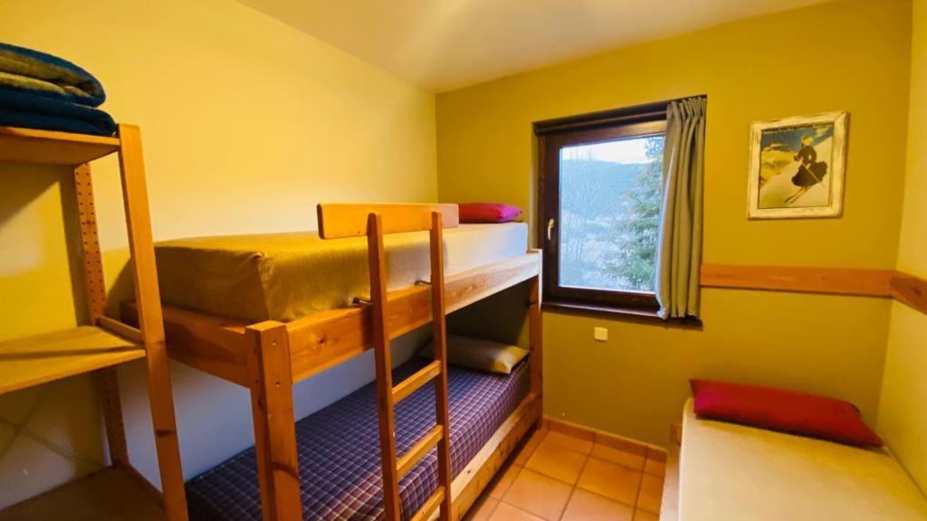 Hostel Xalet Refugi Pere Carne La Molina  Exterior foto